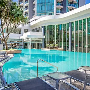 mantra-legends-hotel-gold-coast.queenslandhotels.net/