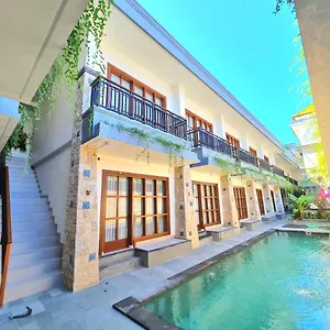 kamandaka-hostel.ubudhotelsnow.com/