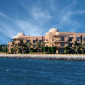 park-hyatt-marina-club-and-spa.hotelsinjeddah.net/