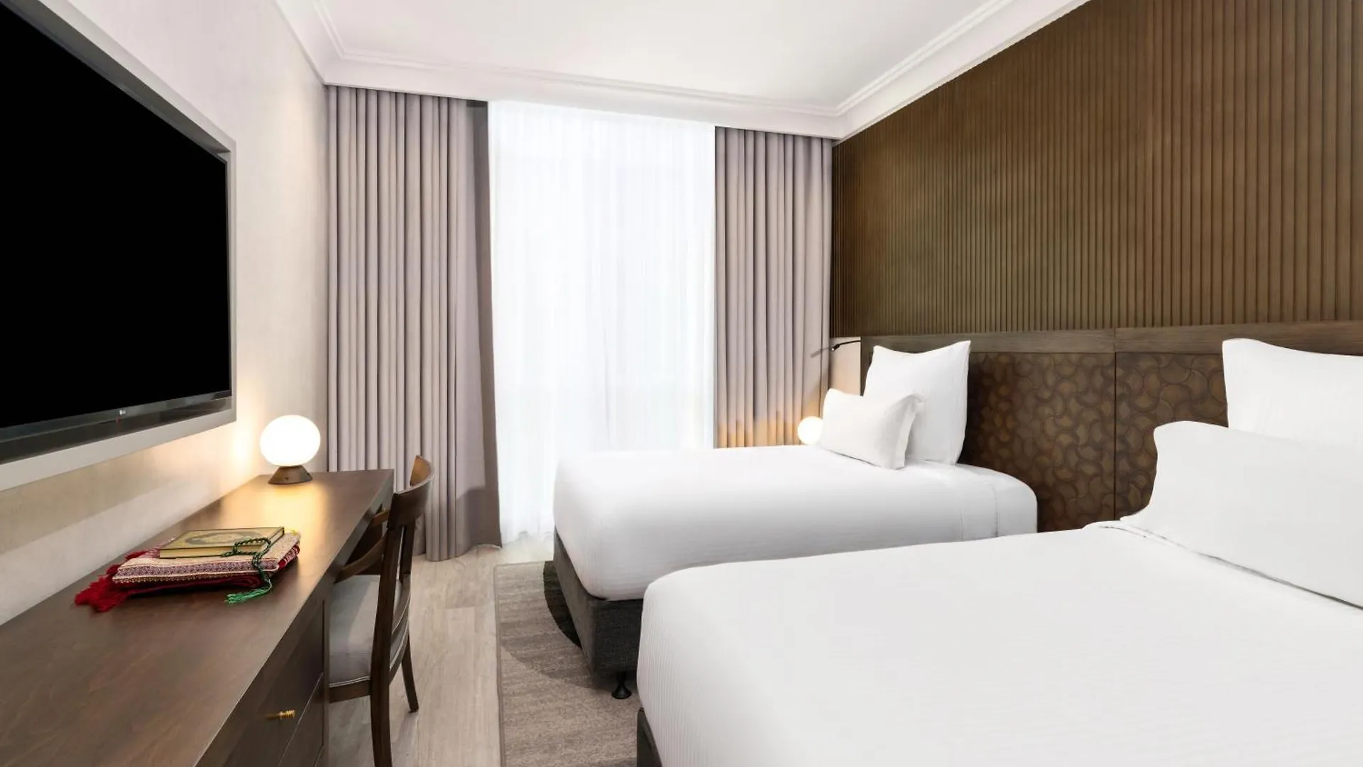 Pullman Zamzam Makkah Hotel Mecca Saudi Arabia