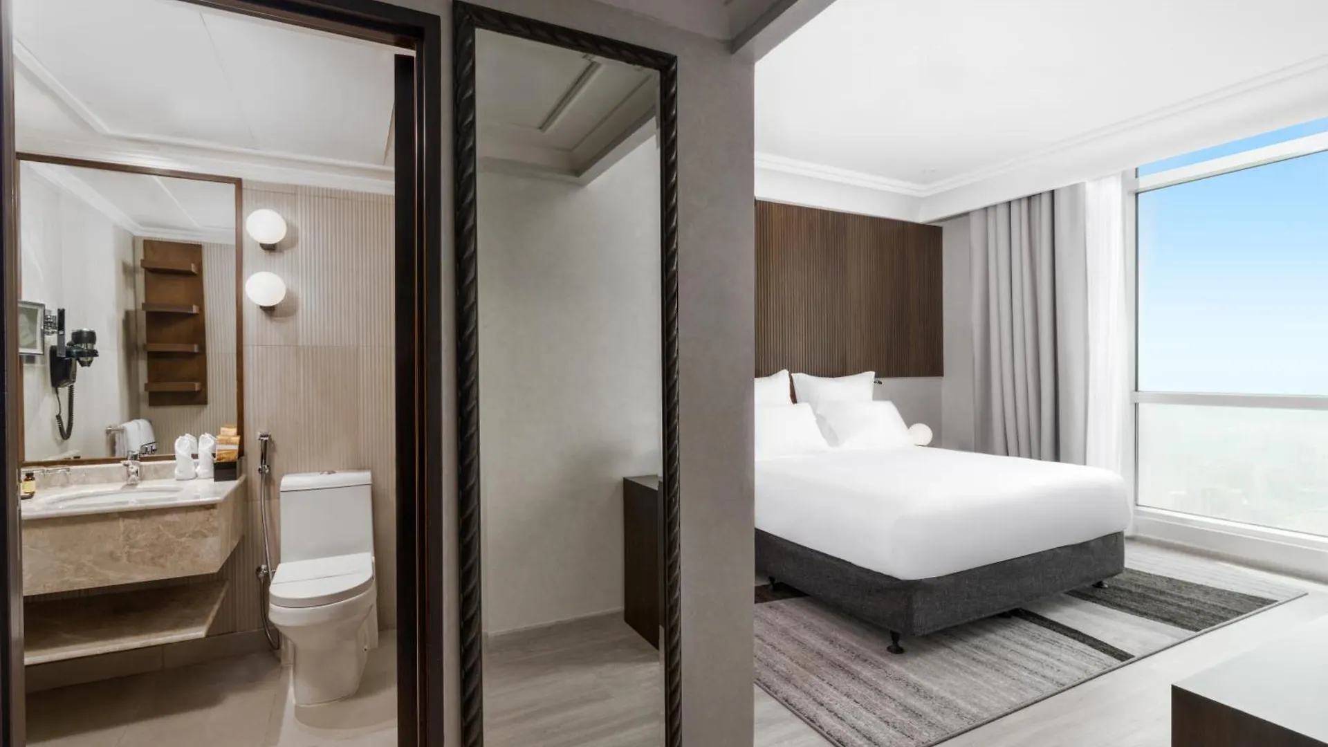 Pullman Zamzam Makkah Hotel Mecca Saudi Arabia